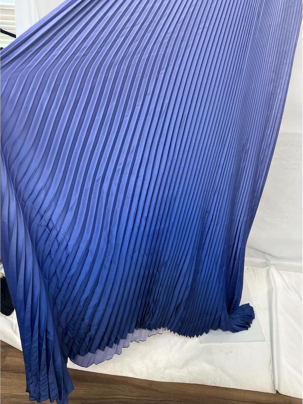 L'IDEE Deesse Gown in Ocean blue maxi - Picture 11 of 11